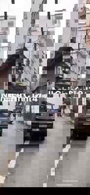 Tôi chính chủ bán toà dòng tiền Lai Xá, 106m, 25 phòng kk, giá 18ty3