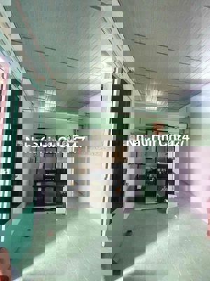 Chính chủ - Nhà cấp 4 diện tích lớn hẻm 380 LVL