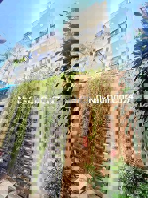 Nhà đẹp ở ngay, 4 tầng chính chủ xây tâm huyết, tặng nội thất phòng