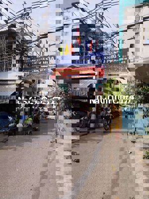 BÁN GẤP NHÀ MỚI VÀO Ở NGAY, 3 TẦNG, HXT, 40M2, CHỦ GIẢM SỐC CHỈ 4.75TỶ