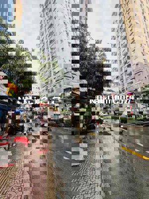 Mặt Tiền Q3 Ngay vòng xoay ngã 6 dân chủ -7 Tầng