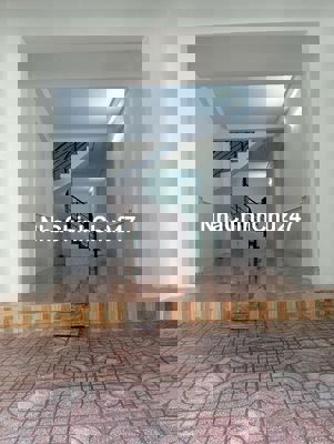 Chính chủ bán nhà mặt tiền Nguyễn lộ trạch tân Phú