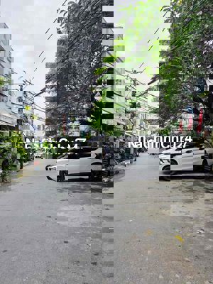 NHÀ MÊ LỮNG ĐÚC KiỆT Oto 10M CÙ CHÍNH LAN GIÁ TỐT 4450❤️