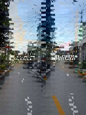 Nhà đẹp  chính chủ mặt tiền 10m