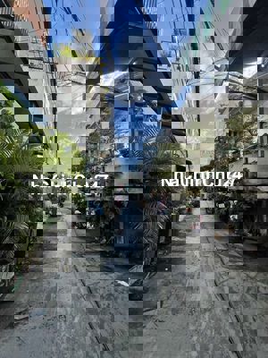 Nhà trung tâm Q6 , chủ cần bán gấp , 75m2 , hẻm xe hơi . Giá tốt