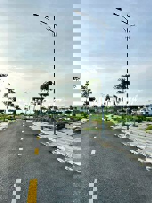 CHỦ NGỘP CẮT LỖ SÂU BÁN GẤP LÔ ĐẤT ĐƯỜNG 28 HÒA LONG 133M2/1TY5