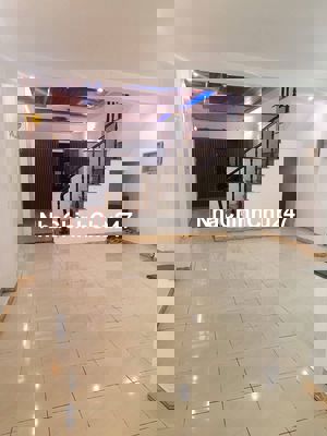 Chính chủ bán nhà 2 tầng đường 5,5m Hà Duy Phiên - Hòa Xuân -Hướng Tây