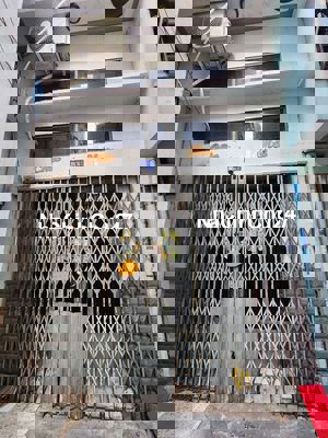 Chính chủ cần bán nhà 399 lý thái tổ,p9,q10