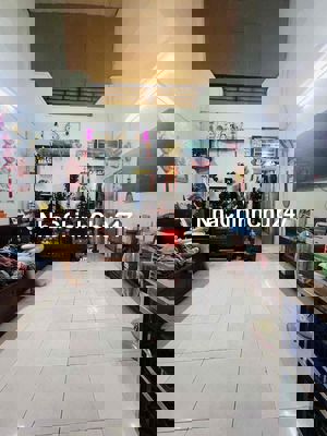 Bán nhà chính chủ Phạm Thế Hiển, Quận 8, 91m2, 2 tầng, sát mặt tiền.