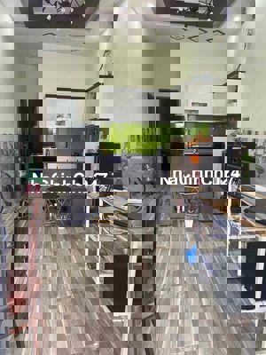 Chính chủ cần tiền hạ giá bán gấp căn hộ gần siêu thị Mêga