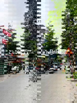 BÁN NHÀ XUÂN ĐỈNH 4 TẦNG CHỦ HẠ GÍA CÒN 17.9 TỶ – 70M² NGÕ Ô TÔ