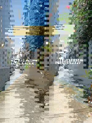 Bán nhà đẹp 3PN, HXH Trường Chinh, Quận 12, DT 84m2, Chỉ nhỉnh 5 tỷ