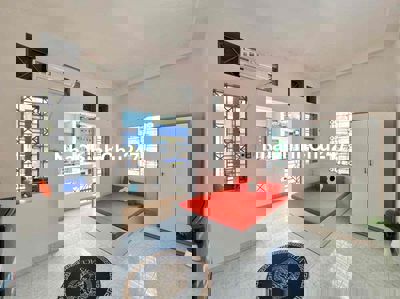 CĂN HỘ STUDIO BAN CÔNG Q10, GẦN TOÀ NHÀ VIETTEL, CÔNG TRƯỜNG DÂN CHỦ