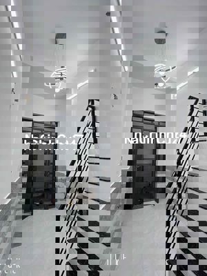 Nhà bán chính chủ 3-6m đúc 2 lầu ngay chợ đông quang vô 50m