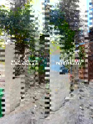 Nhà cấp 4 diện tích 120m2(Chính chủ)