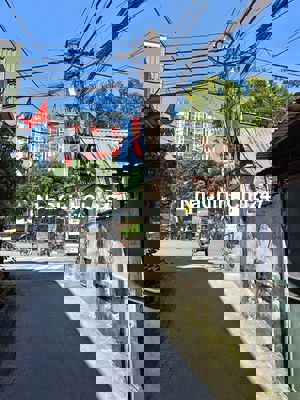 Chị gái bán đất chính chủ, sổ đỏ 85 m, đường VÕ VĂN KIỆT. Mê Linh,HH