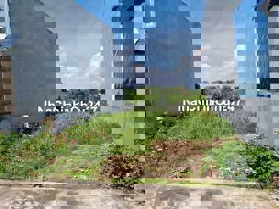 Chủ kẹt tiền cần bán gấp đất Cần Giuộc Long An, DT 102m2 chỉ 590tr SHR