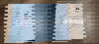 Nhà C4 gần chợ, ngay hẻm lê văn việt 3 phòng ngủ shr chính chủ