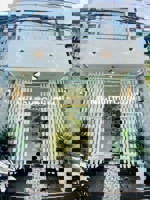 Chính chủ bán nhà đẹp full nội thất