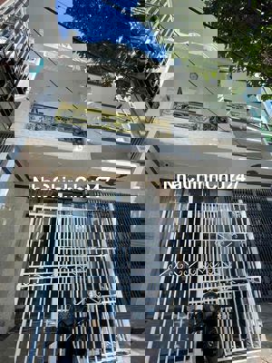 CHÍNH CHỦ BÁN GẤP NHÀ 3 TẦNG MẶT TIỀN TRƯỜNG CHINH – GIÁ RẺ BẤT NGỜ!