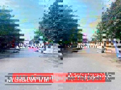 Chính chủ cần bán lô đất mặt đường Nguyễn Thị Định, đoạn đẹp nhất phố