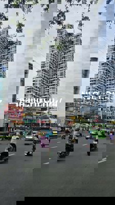 Chính chủ cần bán căn hộ 3PN DHomme Quận 6 - Tầng 10 view đẹp