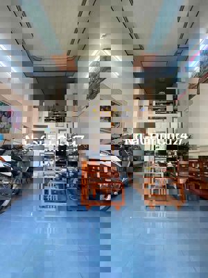 Chính chủ bán nhanh nhà kiệt ô tô Sơn Trà