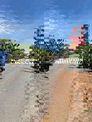 Chính chủ bán miếng đất 1360m ngay trung tâm hành chính phú giáo