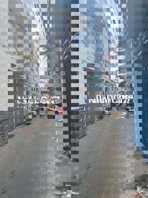 Chính chủ bán gấp căn nhà giáp Q1, cầu Thị Nghè để về quê sinh sống