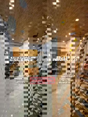 (10tr)Nhà đẹp 2 tầng DÂN CHỦ, hẻm Bagac | 4PN-2WC, có nội thất