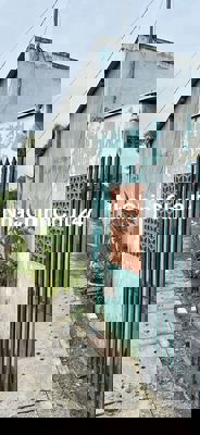 Nhà hẻm xe tải, sổ đỏ chính chủ , dt 107m, vị trí đẹp