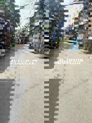 Chính chủ bán nhà 1 trệt 3 lầu MT đường 10 HBC Thủ đức