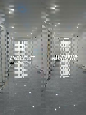 Chính chủ cần bán căn B16.10 rộng 105m2, Block B nhà mới như hình