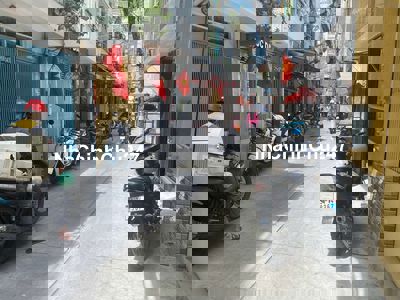 Chính chủ bán nhà trung tâm Quận 3, HXH 5M , 5 Tầng , 5PN