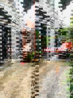 🏡🏡 Chính chủ cần bán nhà 3 tầng 3 mê đúc kiệt oto 500 thông 518/37 Tôn