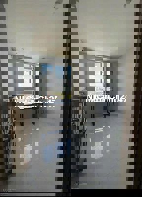 Chính chủ cần bán căn hộ 68 m2 giá rẻ ai cần liên hệ