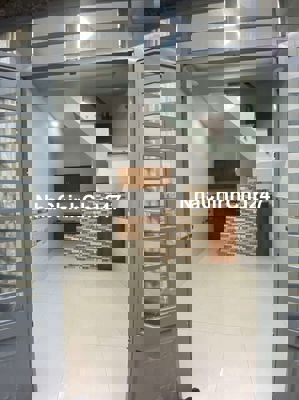 Chủ nhà cần tiền bán gấp, pháp lý nghiêm chỉnh.