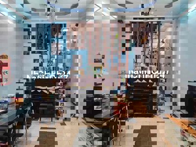 giảm 200triệu bán nhanh trong tuần • chính chủ bán nhà Trường Chinh!