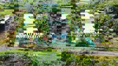 Chủ bán cả đất cả nhà   có thổ cư