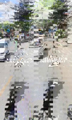 chính chủ bán nhà giá rẻ vị trí tốt mặt tiền đường