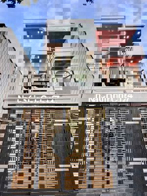 CHÍNH CHỦ GỬI BÁN CĂN NHÀ ĐẸP THUẬN GIAO - GẦN AEON MALL BÌNH DƯƠNG