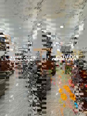 Bán nhà chính chủ mặt tiền đường nhựa 12m Dương Bá Trạc, Quận 8, 55m2.