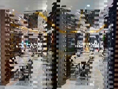 Mặt ngõ Linh Quang, 60m2, thang máy, 6 tầng, sân riêng. Sổ chính chủ