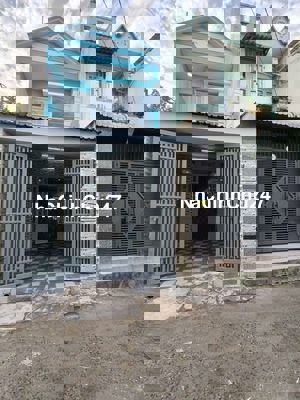 Chủ cần bán nhà hẻm thông đường Lê Thị ngay