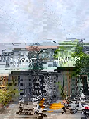 Nhà 3 Phòng ngủ - 1 trệt 1 lầu 4x14 Giá rẻ chính chủ