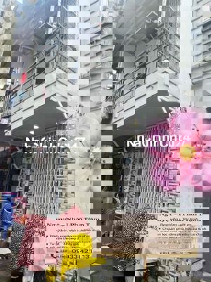 Nhà Đinh Tiên Hoàng 2pn 13,1m2 Chủ Cần Bán Gấp Chủ 2,85 Tỷ