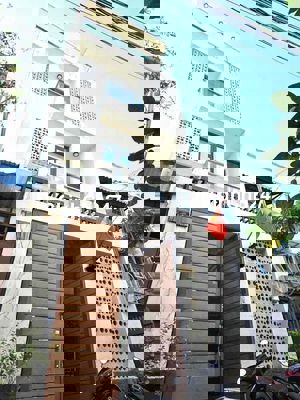 NHÀ BÁN  chinh chủ trần bình trọng F5 bình thạnh