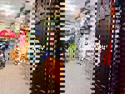 CHÍNH CHỦ CẦN BÁN GẤP NHÀ PHỐ HOA BẰNG CẦU GIẤY KHÔNG TIẾP MÔ GIỚI