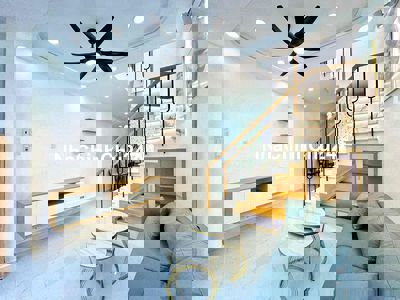 Chính chủ bán nhà HXH 36/4/7 Huỳnh Văn Nghệ, 40m2, 2 tầng btct, 4.95ty