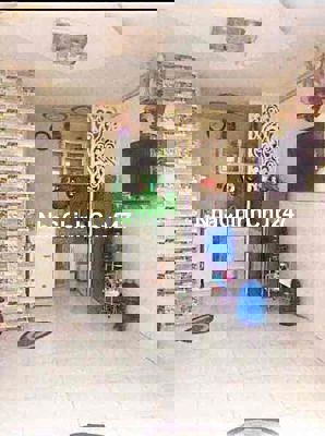 CHÍNH CHỦ CANF TIỀN BÁN NHÀ VI BẰNG VỊ TRÍ ĐẸP AN NINH